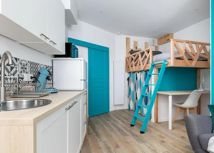 Le Reve Bleu ברסט