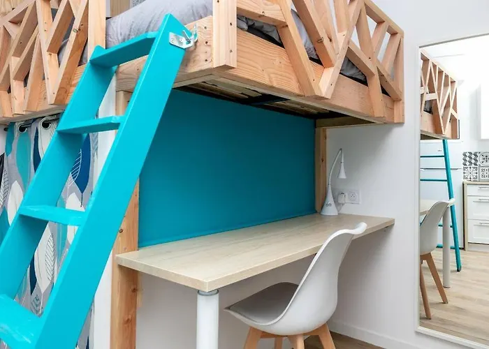 Le Reve Bleu ברסט